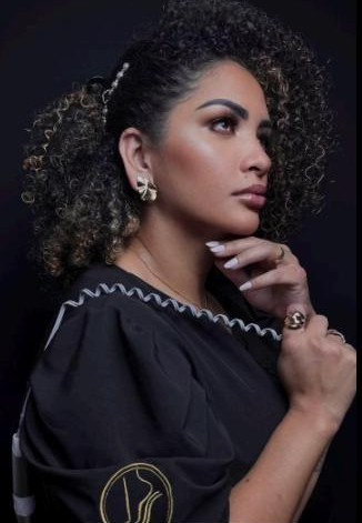 Retrato de Viviane Araujo.